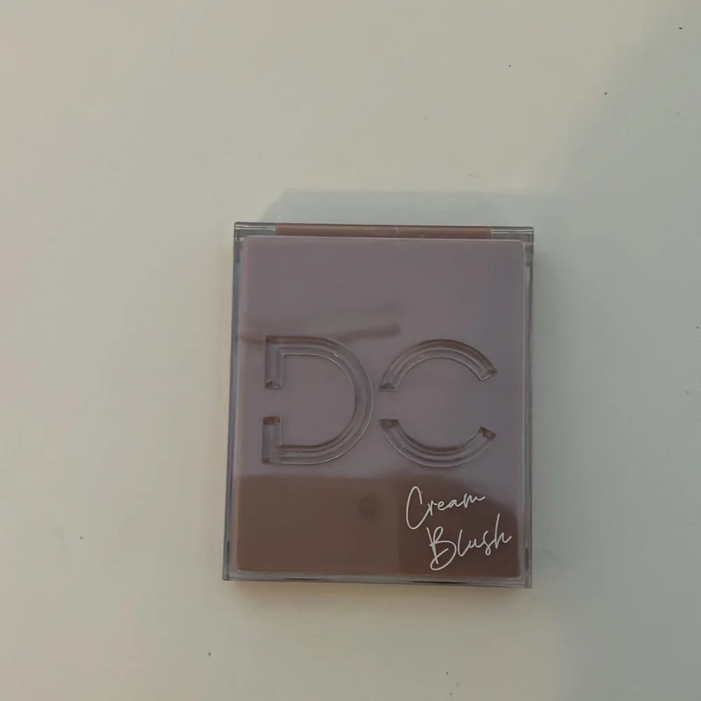 Dominique Cream Blush Soft Pink NWT